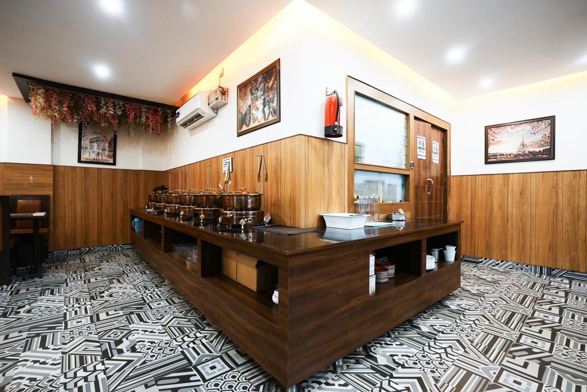 Hotel The 7 Seas Rishīkesh Zewnętrze zdjęcie