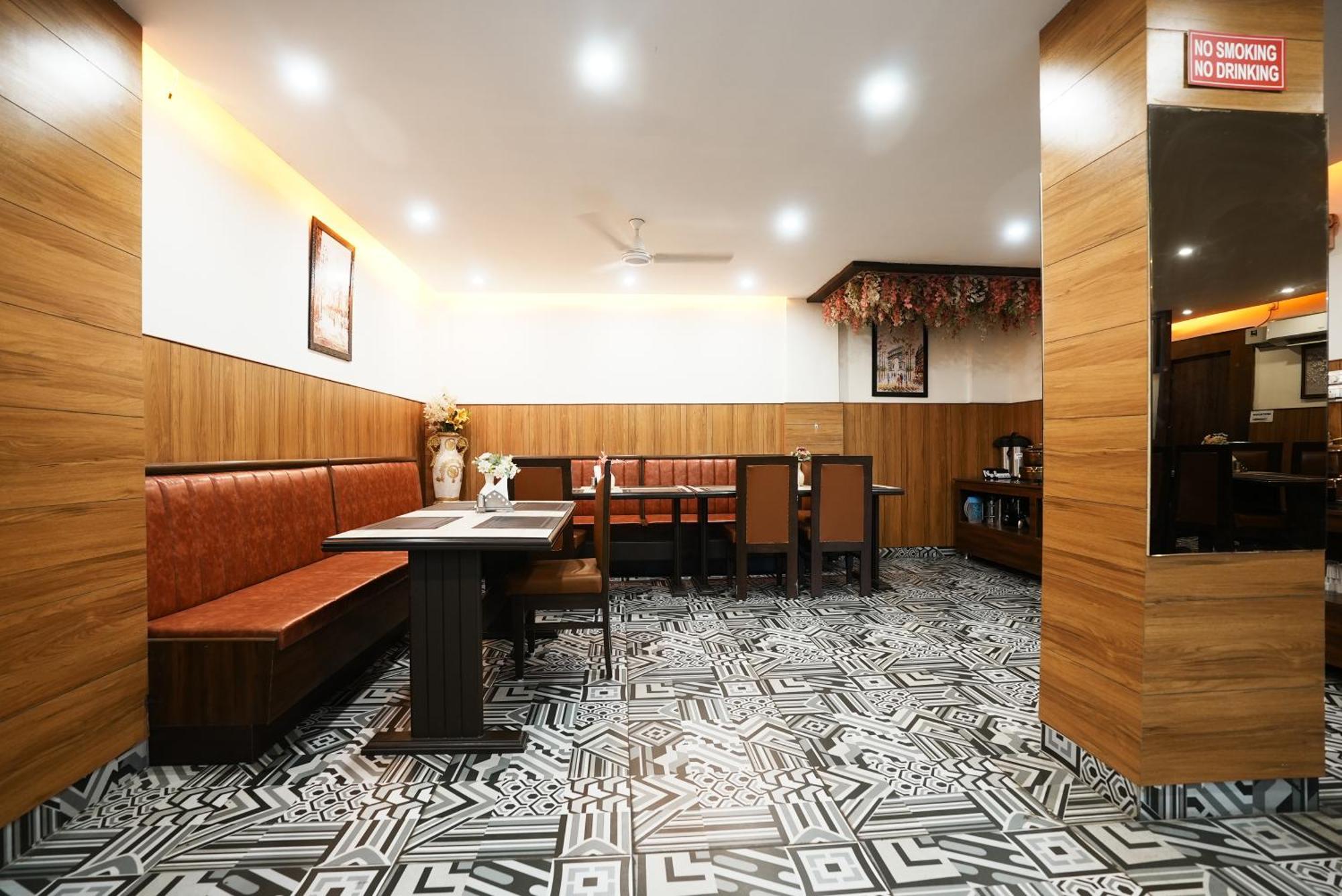Hotel The 7 Seas Rishīkesh Zewnętrze zdjęcie