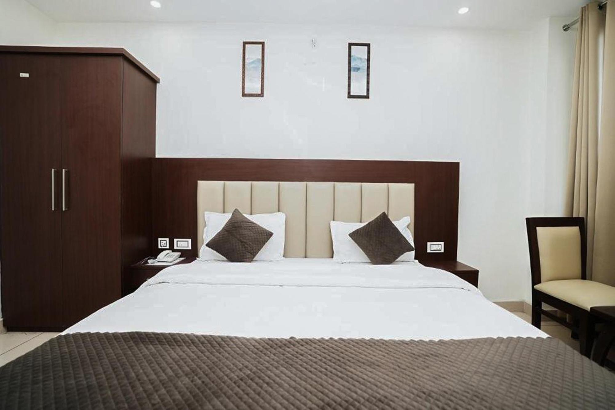 Hotel The 7 Seas Rishīkesh Zewnętrze zdjęcie