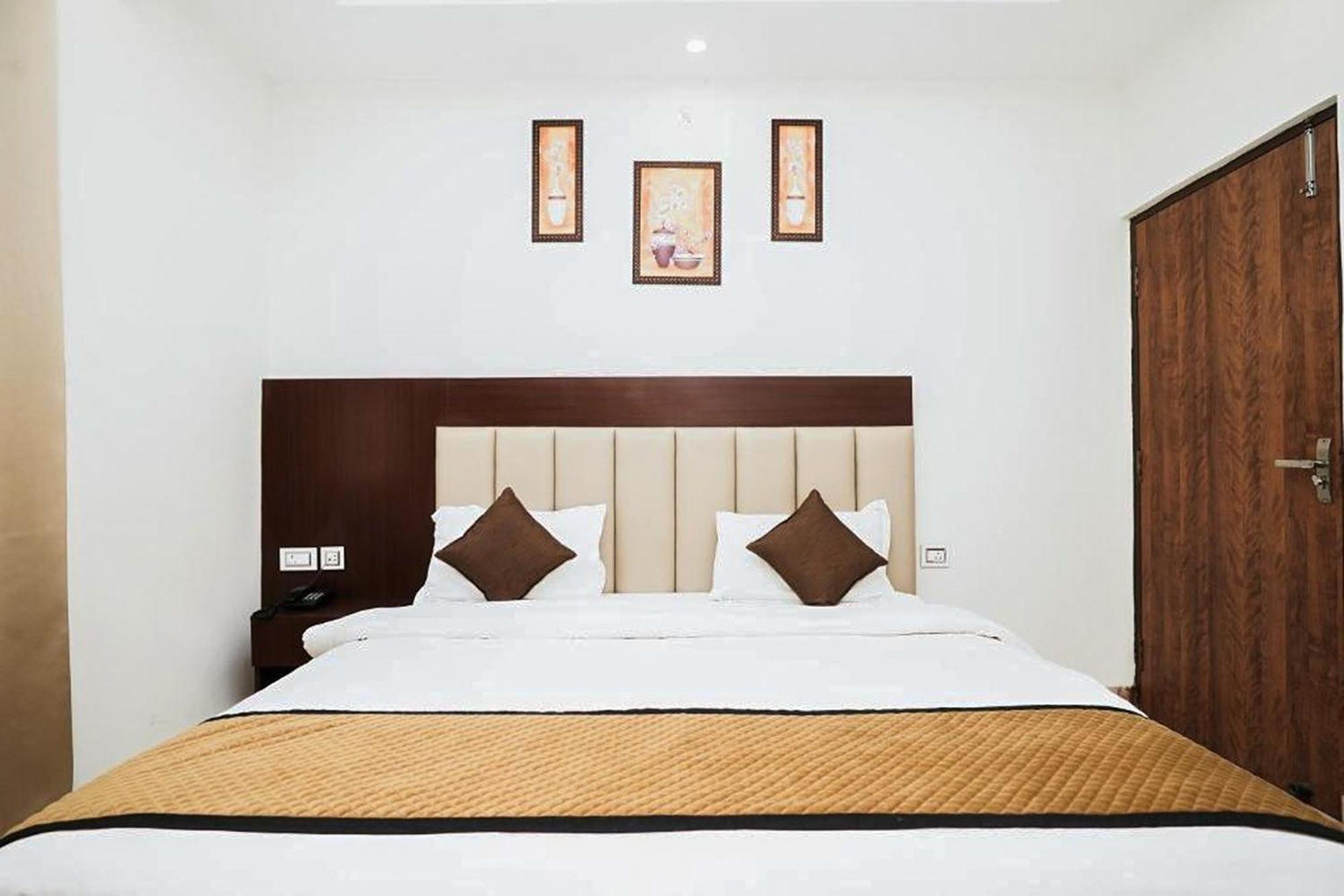 Hotel The 7 Seas Rishīkesh Zewnętrze zdjęcie