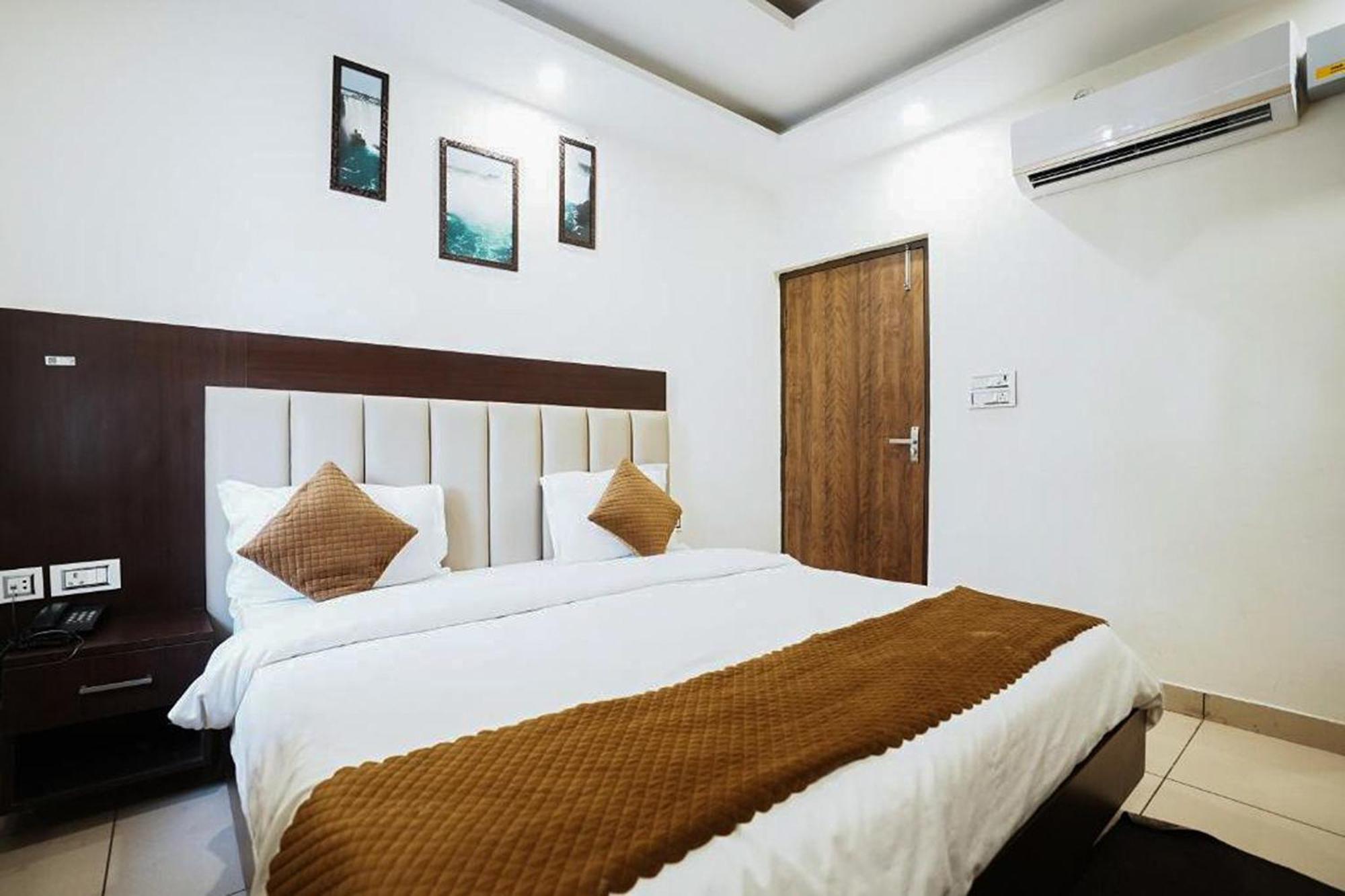 Hotel The 7 Seas Rishīkesh Zewnętrze zdjęcie