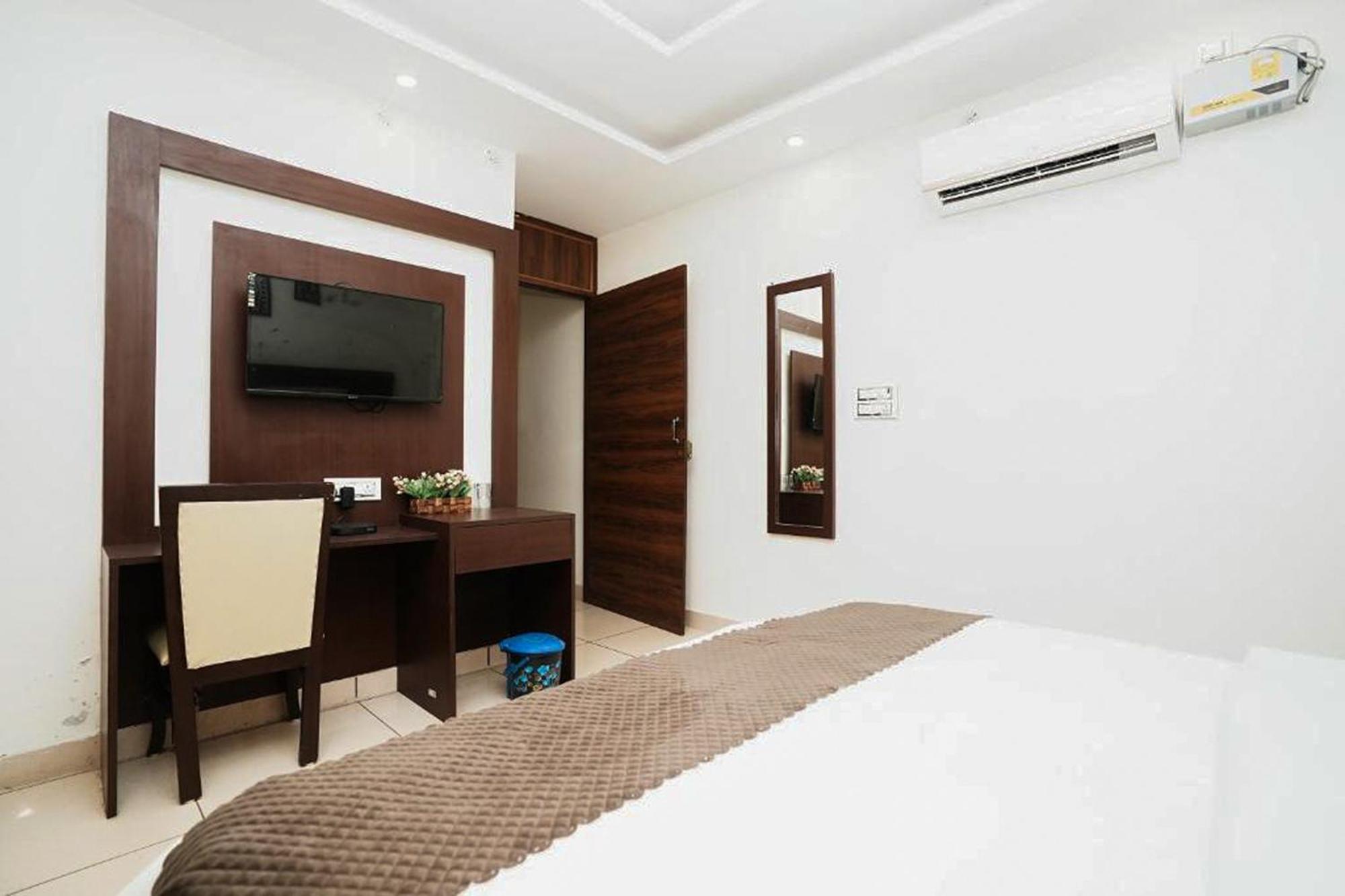 Hotel The 7 Seas Rishīkesh Zewnętrze zdjęcie